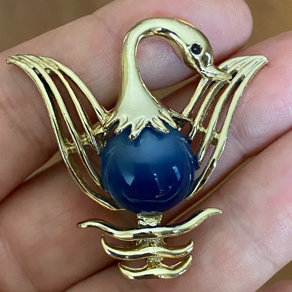 Vintage Swan Brooch Gold Tone Blue Cabochon Statement Bird Pin